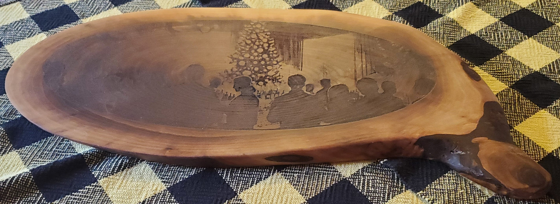 Wooden tray with engraved design